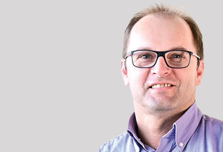 Transforming GRADEL: From Project to Product Business with Lightweight Innovation